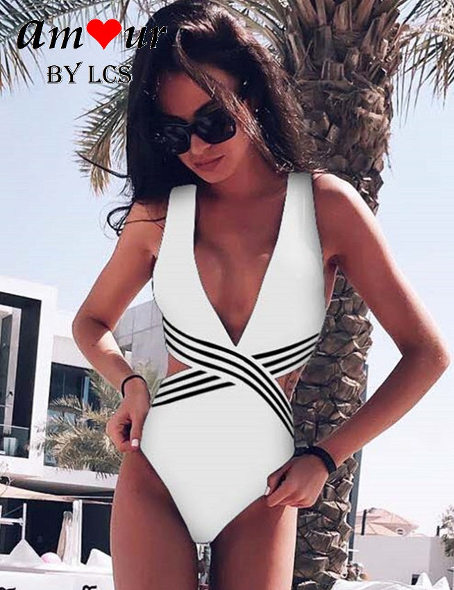 Elegant and Sexy Contrasting Colors Swimsuit