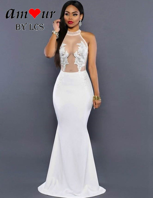 [plunging white lace gown] - AMOUR Lingerie